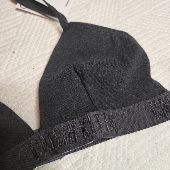 NWT Calvin Klein bra - Picture 7 of 8